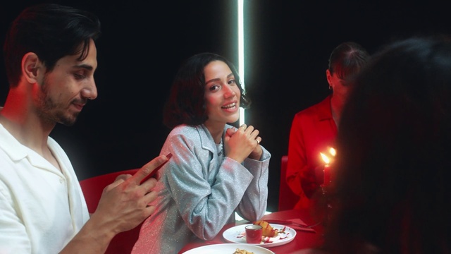 Video Reference: Tableware, Smile, Food, Gesture, Plate, Interaction, Fun, Dishware, Event, Conversation