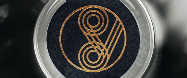 Video Reference: Dishware, Automotive tire, Serveware, Tableware, Yellow, Automotive wheel system, Rim, Art, Circle, Pattern