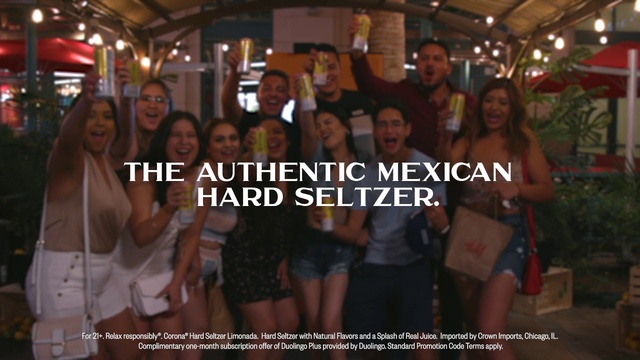 Video Reference: Shorts, Thigh, Leisure, Event, Fun, Fashion design, Team, Crowd, Hat, Handbag
