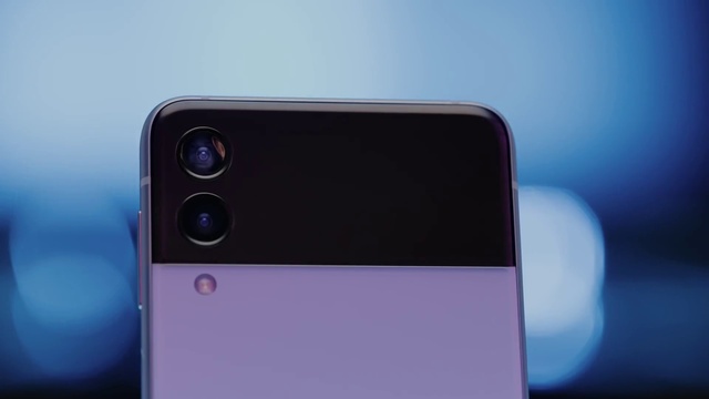 Video Reference: Mobile phone, Camera lens, Portable communications device, Communication Device, Rectangle, Telephony, Gadget, Cameras & optics, Camera accessory, Gas