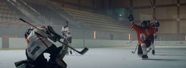 Video Reference: Sports equipment, Player, Hockey, Snow, Hockey pants, Ice hockey equipment, Sports gear, Sports, Winter sport, Helmet