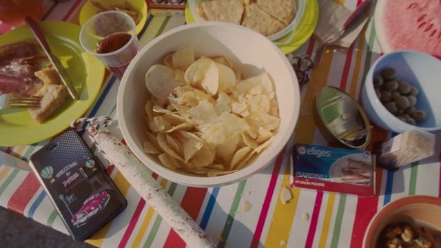 Video Reference: Food, Tableware, Table, Ingredient, Dishware, Dish, Cuisine, Recipe, Mixing bowl, Plate