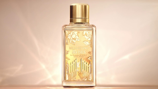 Video Reference: Bottle, Liquid, Perfume, Fluid, Amber, Glass bottle, Drink, Bottle stopper & saver, Wood, Fashion accessory