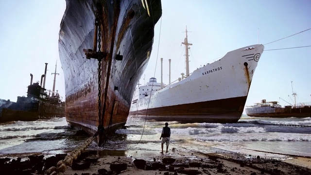 Video Reference: Water, Sky, Boat, Watercraft, Naval architecture, Vehicle, Ship, Wood, Shipwreck, Water transportation