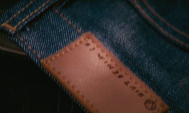 Video Reference: Brown, Textile, Sleeve, Tints and shades, Electric blue, Denim, Beige, Pattern, Fashion accessory, Carmine