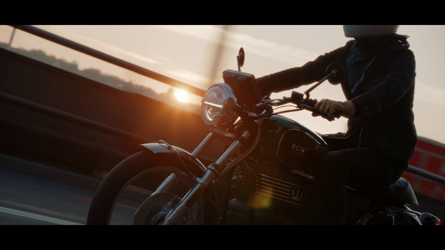 Video Reference: Automotive tire, Tire, Vehicle, Automotive lighting, Wheel, Fuel tank, Motor vehicle, Helmet, Cloud, Motorcycle