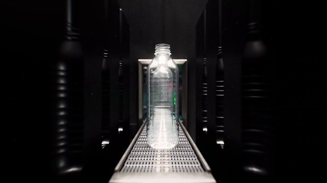 Video Reference: Automotive lighting, Building, Fashion design, Darkness, Symmetry, Event, Flash photography, Glass, City, Transparent material