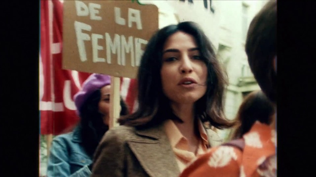 Video Reference: Street fashion, Event, Crowd, Happy, Fun, Fur, Public event, Font, Street, Smile