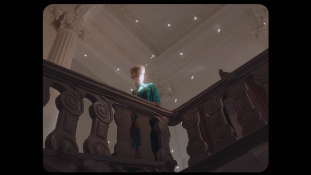 Video Reference: Rectangle, Tints and shades, Mirror, Space, Technology, Ceiling, Symmetry, Darkness, Glass, Magenta