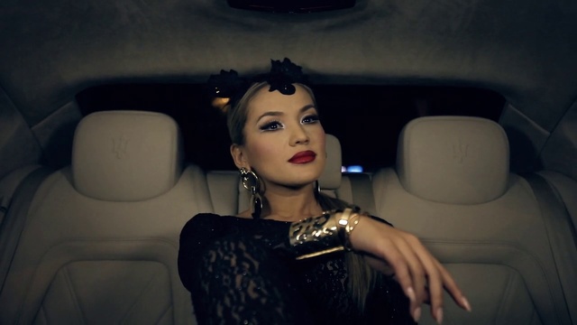 Video Reference: Lip, Lipstick, Eyelash, Mouth, Flash photography, Human body, Makeover, Style, Automotive design, Black hair