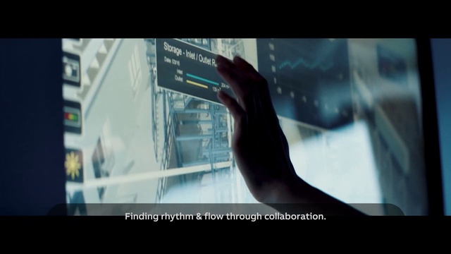 Video Reference: Automotive mirror, Gesture, Font, Automotive exterior, Tints and shades, Vehicle door, Rear-view mirror, Display device, Glass, Multimedia