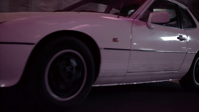 Video Reference: Tire, Wheel, Car, Land vehicle, Vehicle, Automotive tire, Automotive lighting, Hood, Automotive design, Motor vehicle