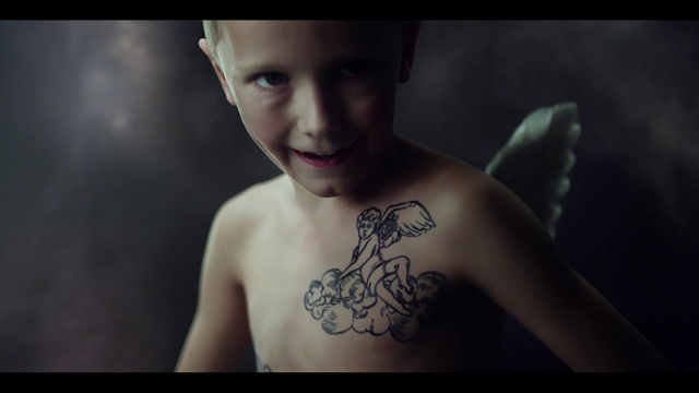 Video Reference: Nose, Joint, Skin, Head, Shoulder, Eye, Muscle, Eyelash, Organ, Human