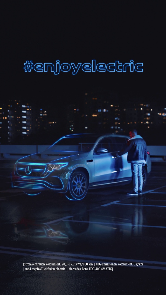 Video Reference: Tire, Wheel, Land vehicle, Car, Vehicle, Automotive lighting, Automotive design, Hood, Alloy wheel, Automotive tire