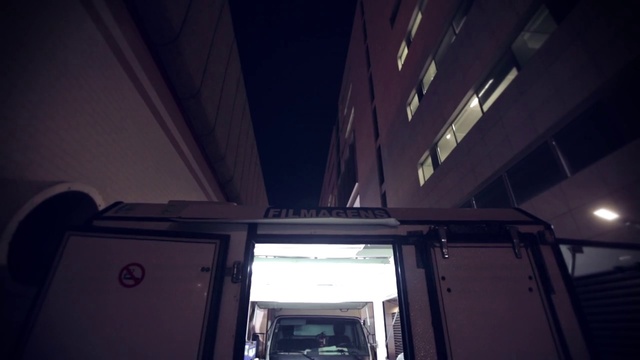 Video Reference: Building, Vehicle, Sky, Tints and shades, Motor vehicle, Wood, Automotive exterior, Automotive design, City, Window