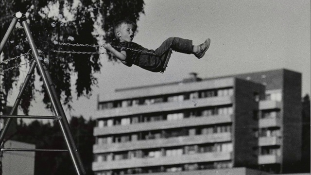 Video Reference: Sky, Building, Black-and-white, Style, Flash photography, Happy, Monochrome photography, Monochrome, Stunt performer, Skyscraper