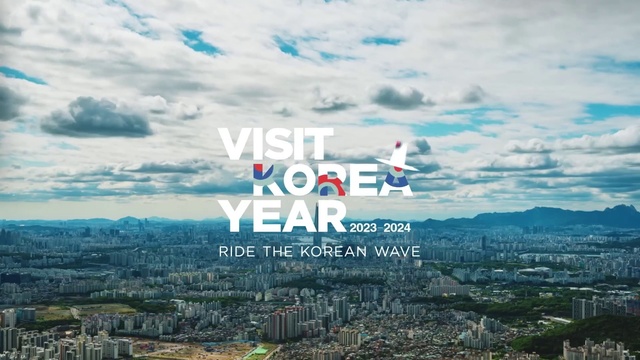 Video Reference: Cloud, Sky, Ecoregion, World, Natural landscape, Travel, Landscape, Cumulus, Horizon, Font