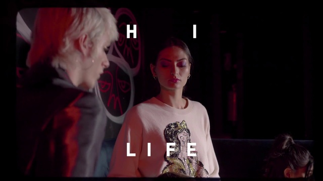 Video Reference: Flash photography, Font, Entertainment, Magenta, T-shirt, Event, Eyewear, Darkness, Music, Games