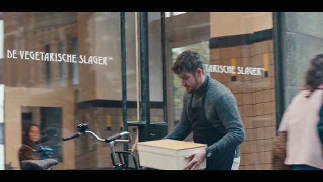 Video Reference: Microphone, Public address system, Podium, Lectern, White-collar worker, Audio equipment, Event, Font, Musician, Spokesperson