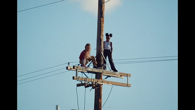 Video Reference: Sky, Steelworker, Electricity, Overhead power line, Composite material, Technology, Electrical supply, Wood, Wire, Tradesman