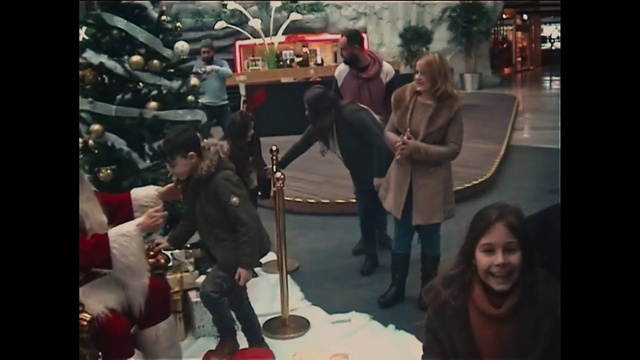 Video Reference: Shoe, Art, Beauty, Fun, Event, Entertainment, Tree, Leisure, Visual arts, Boot