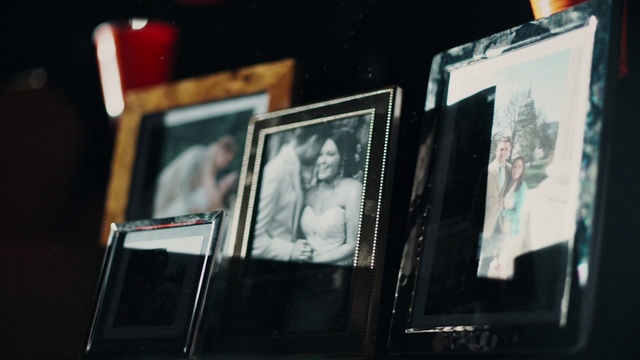 Video Reference: Display device, Electronic device, Event, Multimedia, Font, Art, Suit, Audio equipment, Entertainment, Room