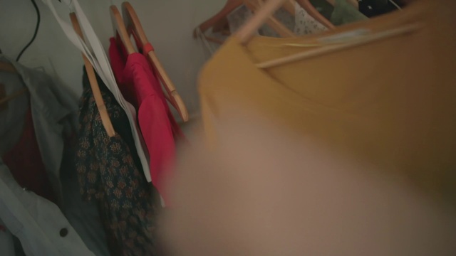 Video Reference: Automotive design, Bag, Wood, Fashion design, Tints and shades, Clothes hanger, Linens, Closet, Magenta, Window