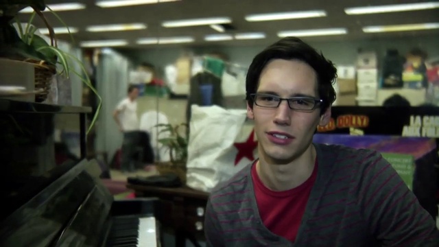 Video Reference: Glasses, Vision care, Piano, Musical keyboard, Keyboard, Musical instrument, Eyewear, Music, Digital piano, Event