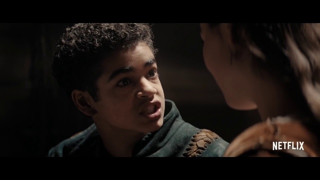 Video Reference: Nose, Flash photography, Jaw, Gesture, Happy, Black hair, Midnight, Movie, Event, Entertainment