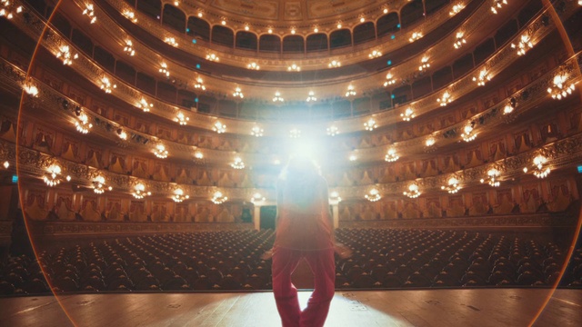 Video Reference: Building, Musical instrument accessory, Entertainment, Performing arts, Interior design, Music venue, Landmark, Ceiling, Performing arts center, Music