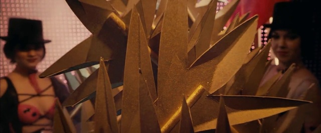 Video Reference: Leaf, Wood, Automotive design, Gold, Twig, Material property, Triangle, Art, Rim, Tints and shades