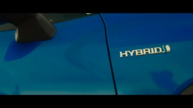 Video Reference: Automotive lighting, Hood, Motor vehicle, Automotive design, Windscreen wiper, Automotive mirror, Vehicle door, Automotive exterior, Bumper, Rectangle