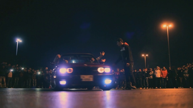 Video Reference: Car, Vehicle, Automotive lighting, Hood, Street light, Tire, Motor vehicle, Automotive design, Headlamp, Rolling