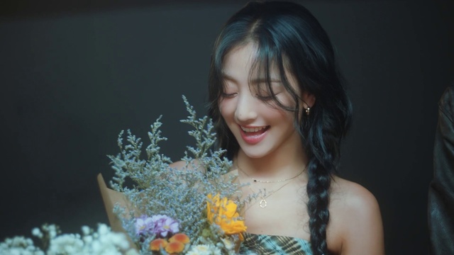Video Reference: Hair, Face, Flower, Smile, Plant, Flash photography, Petal, Iris, Happy, Flower Arranging