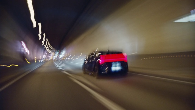 Video Reference: Land vehicle, Vehicle, Car, Automotive lighting, Automotive design, Headlamp, Mode of transport, Asphalt, Rolling, Road surface