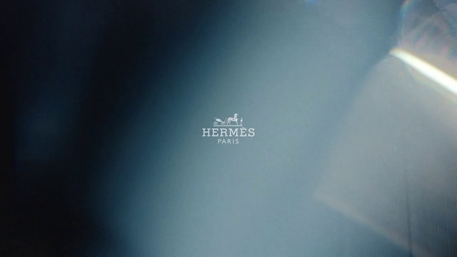 Video Reference: Cloud, Sky, Font, Electric blue, Circle, Macro photography, Meteorological phenomenon, Logo, Lens flare, Cumulus