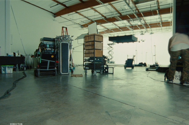 Video Reference: Floor, Tire, Wheel, Flooring, Vehicle, Motor vehicle, Gas, Automotive design, Asphalt, Engineering