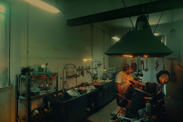 Video Reference: Interior design, Lamp, Engineering, Machine, Room, Ceiling, Service, Electricity, Light fixture, Desk