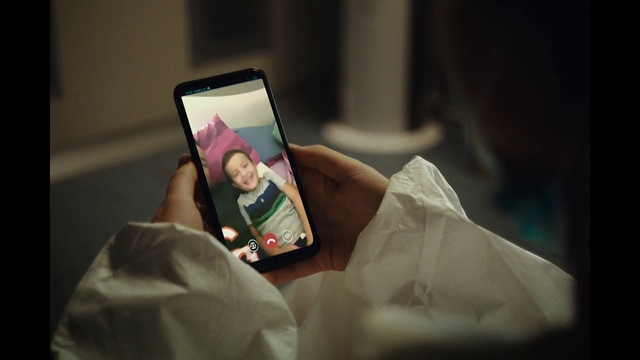 Video Reference: Mobile phone, Communication Device, Portable communications device, Mobile device, Telephony, Gesture, Gadget, Finger, Thumb, Smartphone