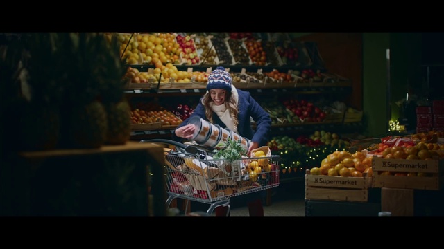 Video Reference: Food, Fruit, Selling, Natural foods, Whole food, Hawker, Retail, Greengrocer, Trade, Market