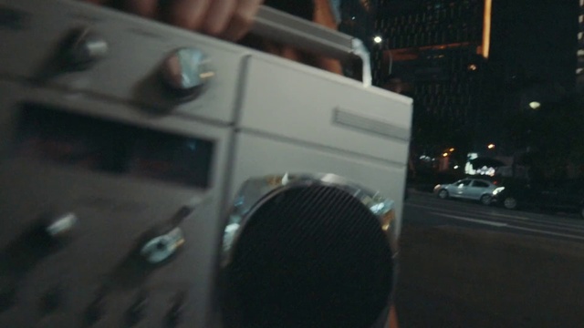 Video Reference: Automotive lighting, Hood, Automotive tire, Vehicle, Automotive design, Motor vehicle, Audio equipment, Bumper, Automotive exterior, Fender