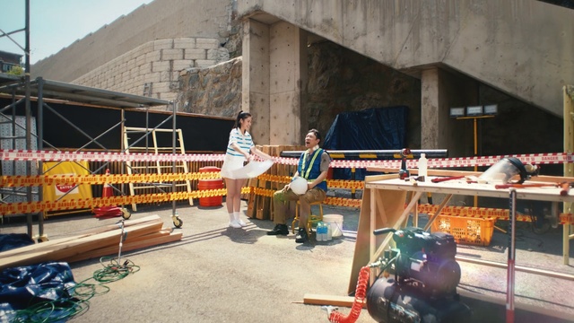 Video Reference: Musical instrument, Guitar, Leisure, Musician, Engineering, Asphalt, Recreation, City, Event, Machine