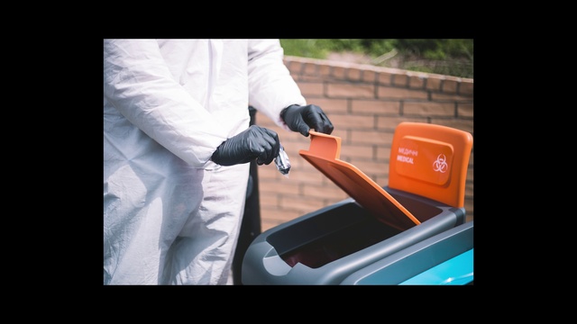 Video Reference: Gesture, Gadget, Finger, Font, Automotive lighting, Automotive design, Flash photography, Audio equipment, Vehicle door, Electronic device