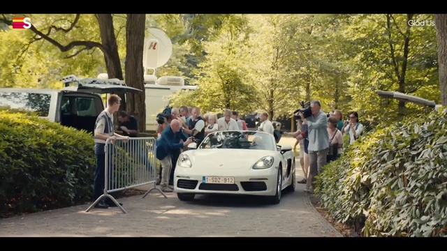 Video Reference: Car, Plant, Vehicle, Motor vehicle, Tire, Wheel, Automotive design, Tree, Automotive lighting, Automotive exterior