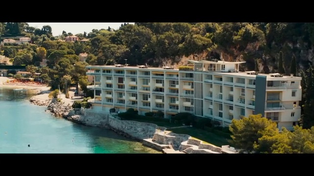 Video Reference: Water, Building, Window, Tree, Condominium, House, Urban design, Residential area, Eco hotel, Swimming pool