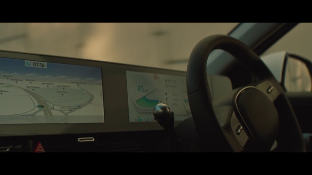 Video Reference: Automotive design, Gadget, Vehicle, Motor vehicle, Font, Electronic device, Vehicle door, Multimedia, Display device, Audio equipment
