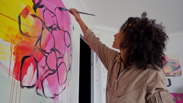 Video Reference: Painter, Art paint, Fashion, Paint, Artist, Gesture, Art, Painting, Event, Font