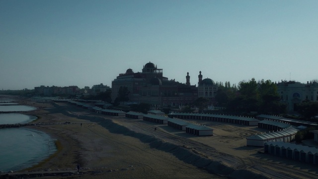 Video Reference: Sky, Building, Water, Tree, Cloud, Horizon, City, Landscape, Wind wave, Castle