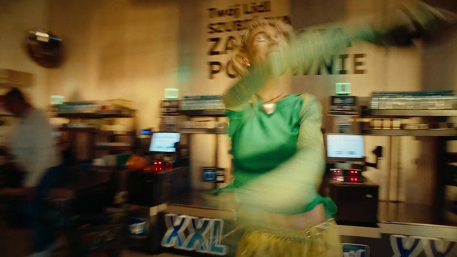 Video Reference: Event, Fashion design, Fur clothing, Fur, Fun, Art, Kitchen appliance, Room, Machine, Retail