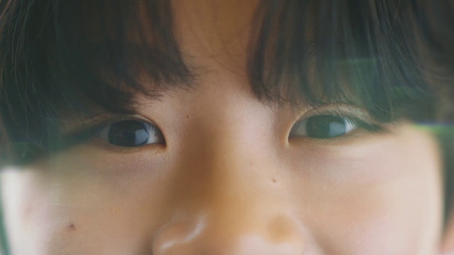 Video Reference: Forehead, Nose, Cheek, Skin, Head, Lip, Hand, Eyebrow, Eye, Eyelash